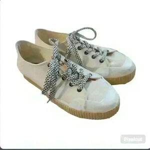 Gianni Bini Keep-Pace Sustainable  Fabric Sneakers Women's 9.5 Pale Pink